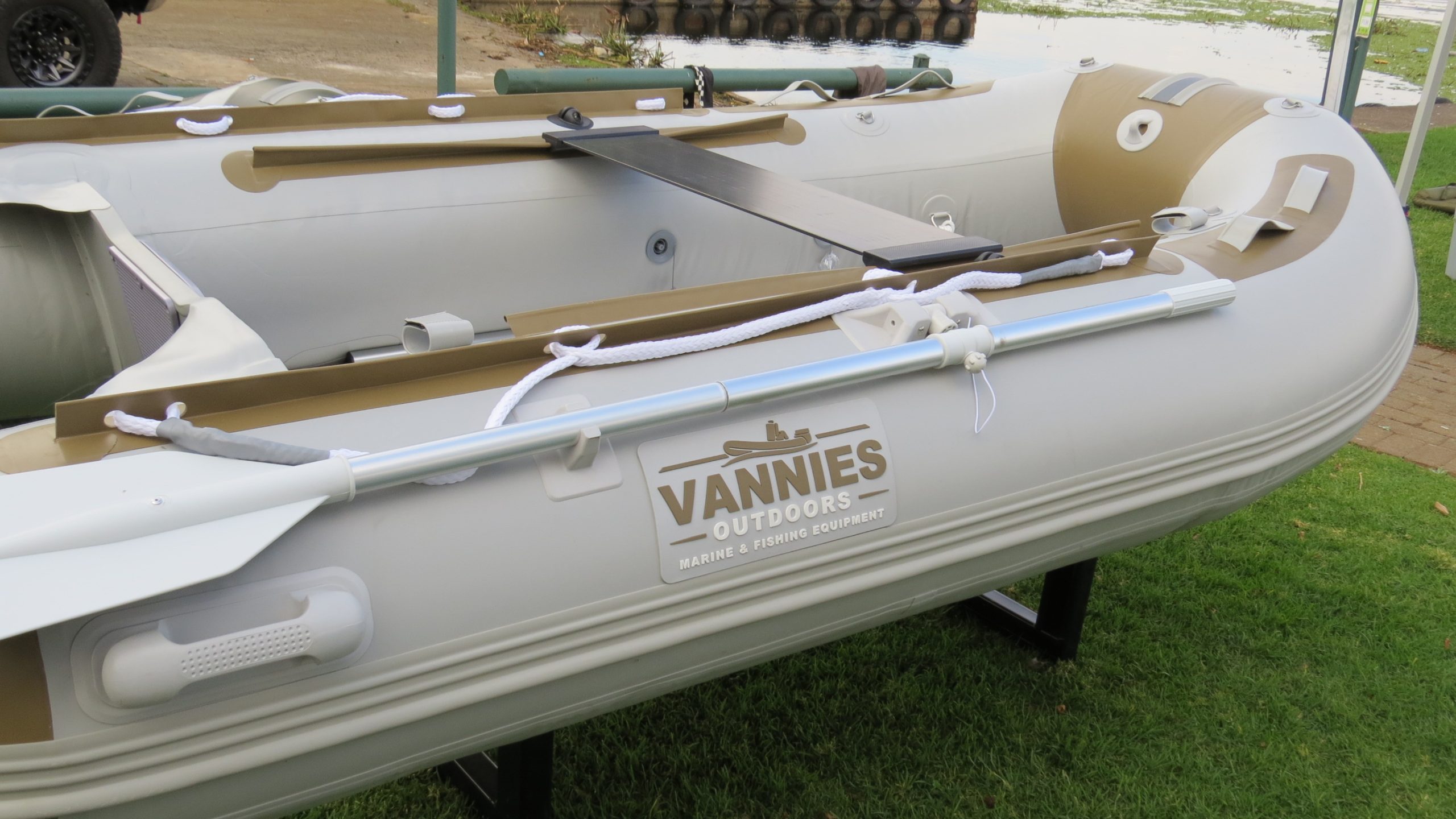 Inflatable Boat - Image 5